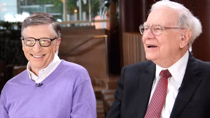 Hai tỷ phú Bill Gates (trái) và Warren Buffett - Ảnh: CNBC.