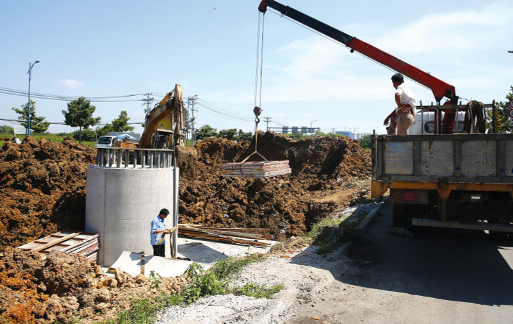 Công ty CP Xây dựng công trình 510 hiện xây dựng các công trình giao thông trên cả nước, tập trung nhiều nhất tại Bình Định và Phú Yên. Ảnh: Tiên Giang