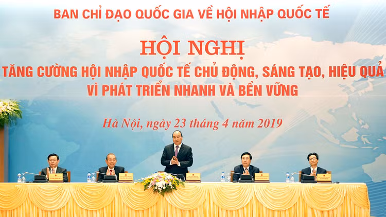 Thủ tướng Nguyễn Xuân Phúc nhấn mạnh, phải hội nhập quốc tế toàn diện và sâu rộng để phát huy tối đa nội lực, huy động và sử dụng hiệu quả ngoại lực. Ảnh: Hiếu Nguyễn