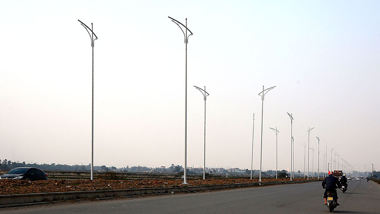 Kết quả lựa chọn nhà thầu Gói thầu 01.XL thuộc Dự án Hệ thống chiếu sáng tại thị xã Kỳ Anh (Hà Tĩnh) được công bố cách đây 6 tháng nhưng hiện vẫn chưa ký hợp đồng