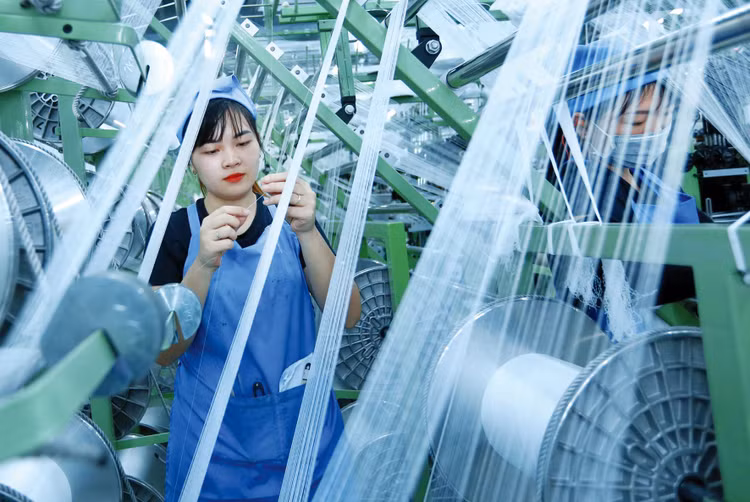 Tính chung 4 tháng đầu năm 2020, Chỉ số sản xuất toàn ngành công nghiệp chỉ tăng 1,8% so với cùng kỳ năm trước, mức tăng thấp nhất trong nhiều năm qua. Ảnh: Huấn Anh