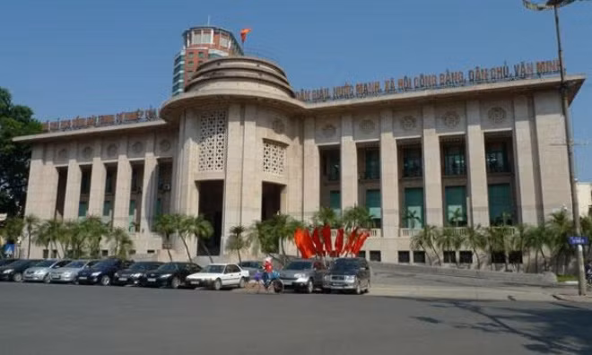 Chính sách tiền tệ, “ngày cũ của tương lai”