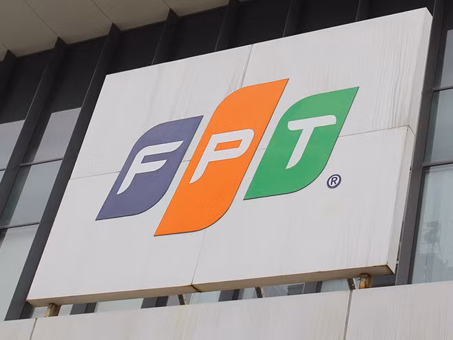 Nới room không có trong chương trình ĐHCĐ của FPT