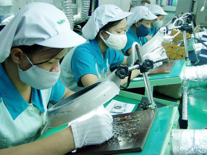 Thu hút FDI: TP.HCM bị Đồng Nai, Bình Dương bỏ xa