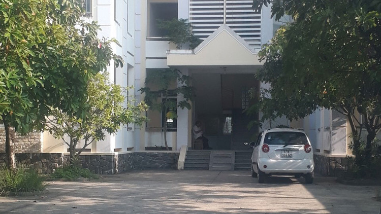 Trụ sở Ban QLDA và trật tự xây dựng huyện Đại Lộc (Quảng Nam) nằm tại tầng 3 Tòa nhà tại số 79 đường Hùng Vương, thị trấn Ái Nghĩa. (Ảnh do nhà thầu cung cấp)