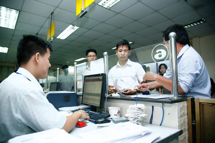 Dự kiến sửa Luật DN lần này sẽ bãi bỏ toàn bộ con dấu, bỏ yêu cầu DN công bố nội dung đăng ký kinh doanh... Ảnh: Lê Tiên