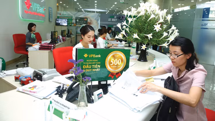 Đến cuối năm 2018, dư nợ tín dụng cho khu vực doanh nghiệp nhỏ và vừa đạt 1.307.000 tỷ đồng, chiếm 18% tổng dư nợ tín dụng. Ảnh: Lê Tiên