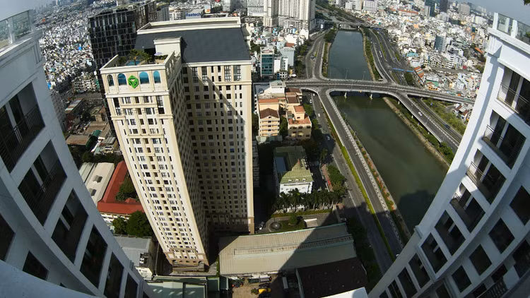 Tổng nợ phải trả của Novaland lên đến 44.021 tỷ đồng, trong đó vay nợ ngắn hạn và dài hạn là 22.210 tỷ đồng. Ảnh: Lê Tiên