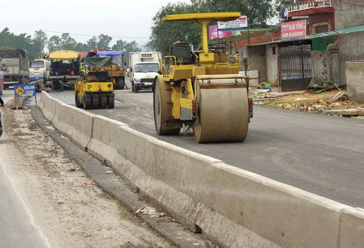 Ban Quản lý dự án đầu tư xây dựng huyện Hoài Nhơn (Bình Định) nhiều lần bị các nhà thầu “tố” bởi những nghi vấn có khuất tất trong việc tổ chức lựa chọn nhà thầu. Ảnh: Hoài Tâm