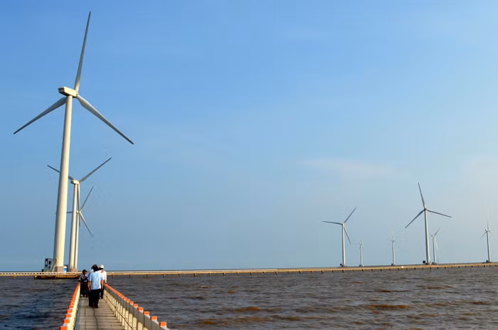 Giá thành điện từ năng lượng tái tạo cao, chưa tạo ra lợi nhuận đủ để hấp dẫn nhà đầu tư. Ảnh: Ngọc Tuấn