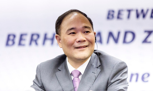 Ông Li Shufu hiện sở hữu khối tài sản trị giá 16,6 tỷ USD, theo Forbes. Ảnh:Bloomberg