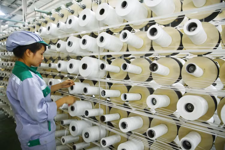 Trên phạm vi cả nước hiện có gần 600.000 doanh nghiệp đang hoạt động. Ảnh: Lê Tiên