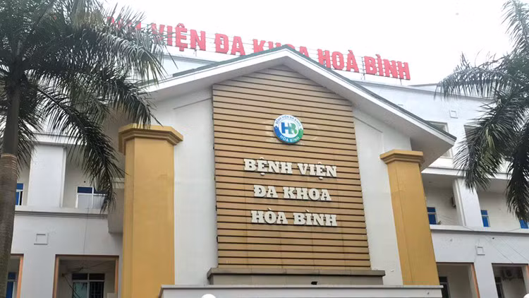 Vốn điều lệ đăng ký của Công ty CP Bệnh viện Đa khoa Hòa Bình hiện đã xuống mức vốn góp thực tế là 16,7 tỷ đồng