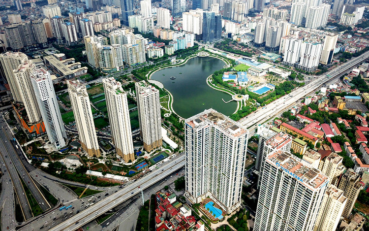 Nhiều ngành kinh tế có số lượng doanh nghiệp thành lập mới giảm so với cùng kỳ năm 2019, trong đó có kinh doanh bất động sản; nghệ thuật, vui chơi và giải trí. Ảnh: Lê Tiên