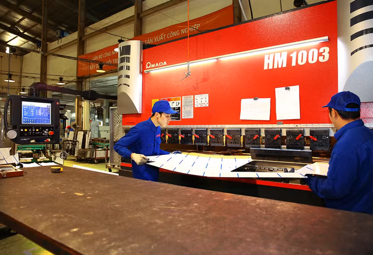 Khu vực kinh tế tư nhân hiện đóng góp 39 - 40% GDP. Ảnh: Lê Tiên