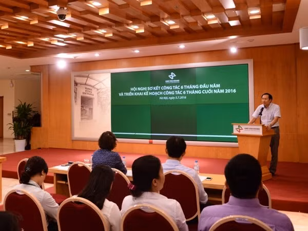 Sở giao dịch Chứng khoán Hà Nội tổ chức “Hội nghị Sơ kết 6 tháng đầu năm 2016,” ngày 5/7. (Ảnh: HNX)