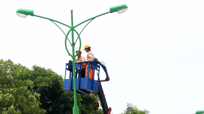 Tại Hà Nội, việc đấu thầu cung ứng các dịch đô thị mang lại nhiều kết quả rất tích cực. Ảnh: Lê Tiên