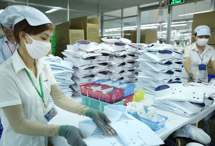 Viện Nghiên cứu Quản lý Kinh tế Trung ương dự báo, tăng trưởng kinh tế năm 2019 ước đạt 6,88%, tăng trưởng xuất khẩu đạt 9,02%. Ảnh: Lê Tiên