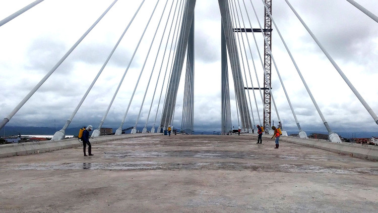 Nhà thầu trúng thầu sẽ xây dựng tuyến đường từ cầu Nhật Lệ 2 đến cầu Lệ Kỳ dài 760,05m và xây dựng mới cầu Lệ Kỳ. Ảnh: Văn Được