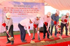 Di dời đường dây 220kV phục vụ cao tốc Châu Đốc - Cần Thơ - Sóc Trăng