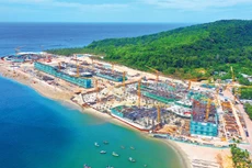 Khối lượng công việc khổng lồ đang chờ đón các nhà thầu tại hàng loạt siêu dự án trên cả nước. Ảnh: Tiên Giang