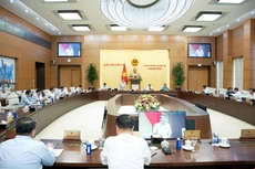 Quang cảnh phiên họp