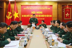 Trung tướng Hồ Quang Tuấn, Phó Bí thư Đảng ủy, Chủ nhiệm Tổng cục Công nghiệp quốc phòng phát biểu chỉ đạo hội nghị