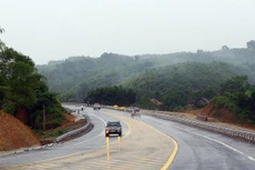 Liên danh Nam Phong dự thầu xử lý sạt lở đường nối Quốc lộ 32 với cao tốc Nội Bài - Lào Cai