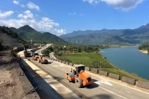 Bổ sung thêm 260 tỷ đồng cho Dự án mở rộng cao tốc La Sơn - Hòa Liên