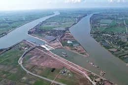 Gói thầu số 17 Xây dựng kênh xả phía sông nối tiếp bể tiêu năng cống qua đê