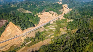 Một đoạn tuyến trên cao tốc Đồng Đăng - Trà Lĩnh Ảnh: ĐC