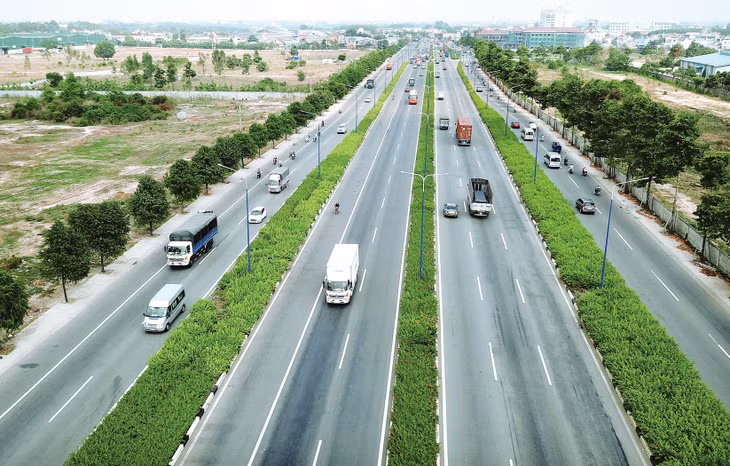 Việc thực hiện các nghị định về đầu tư theo phương thức PPP còn một số vướng mắc, chưa đủ làm yên tâm, hấp dẫn nhà đầu tư. Ảnh: Tiên Giang