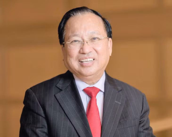 Giáo sư Hà Tôn Vinh