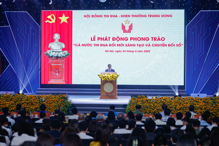 Thủ tướng nhấn mạnh, với quyết tâm chính trị cao, với tinh thần đoàn kết, sáng tạo và khát vọng phát triển mạnh mẽ của dân tộc, Phong trào sẽ lan tỏa sâu rộng, tạo động lực, khí thế, xu thế mới, sức mạnh mới để đất nước vững bước tiến vào kỷ nguyên vươn mình của dân tộc - Ảnh: VGP/Nhật Bắc