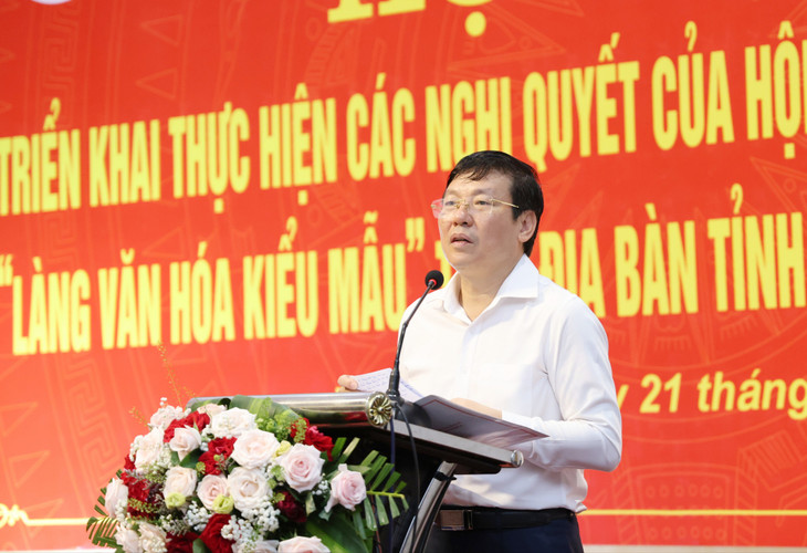 Chủ tịch UBND tỉnh Vĩnh Phúc Lê Duy Thành phát biểu tại Hội nghị