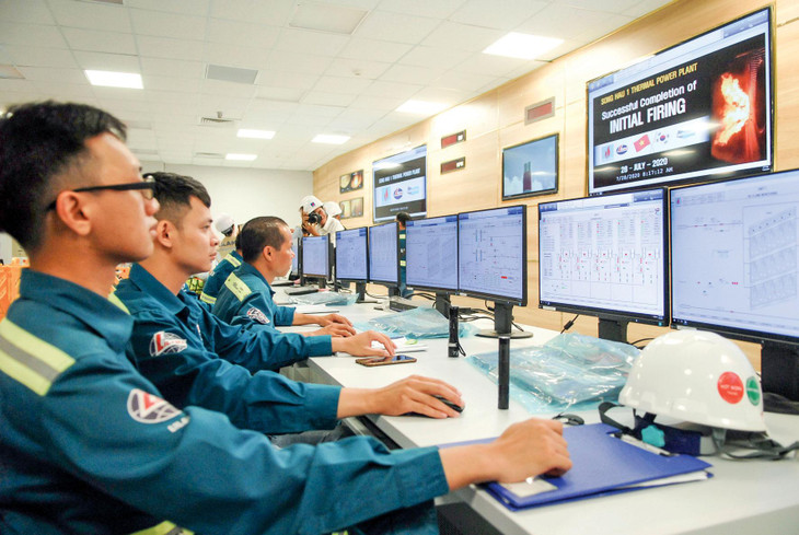 Kỹ sư Lilama đốt lò Tổ máy số 1 Nhà máy Nhiệt điện Sông Hậu 1 Kỹ sư Lilama đốt lò Tổ máy số 1 Nhà máy Nhiệt điện Sông Hậu 1