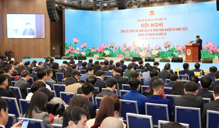 Hội nghị tổng kết công tác năm 2024 và triển khai nhiệm vụ năm 2025 của ngành Kế hoạch và Đầu tư được tổ chức sáng 28/12 tại NIC Hòa Lạc Hội nghị tổng kết công tác năm 2024 và triển khai nhiệm vụ năm 2025 của ngành Kế hoạch và Đầu tư được tổ chức sáng 28/12 tại NIC Hòa Lạc