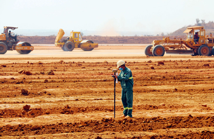 Dự án thành phần 4 thuộc Dự án Đầu tư xây dựng Cảng hàng không quốc tế Long Thành giai đoạn 1 gặp khó do không xác định được giá sàn nộp ngân sách nhà nước (m3). Ảnh: Tường Lâm