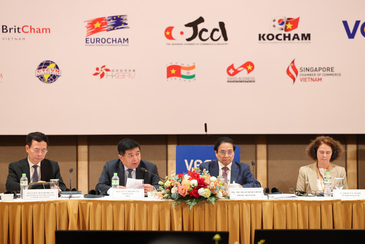 Theo Bộ trưởng Bộ Kế hoạch và Đầu tư Nguyễn Chí Dũng, Hội nghị có ý nghĩa hết sức quan trọng trong bối cảnh khu vực kinh tế có vốn đầu tư nước ngoài ngày càng có vai trò quan trọng. Ảnh: Lê Tiên