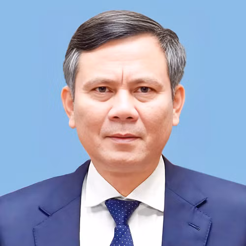 Chủ tịch UBND tỉnh Quảng Bình Trần Thắng