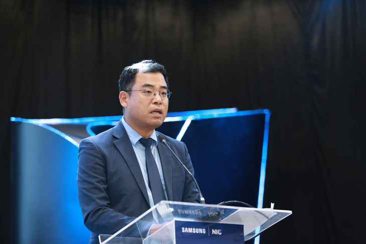 Ông Kim Yong Tae - Quản lý Dự án Tổ chức giáo dục Multicampus Việt Nam phát biểu tại buổi lễ. Ảnh: Lê Tiên