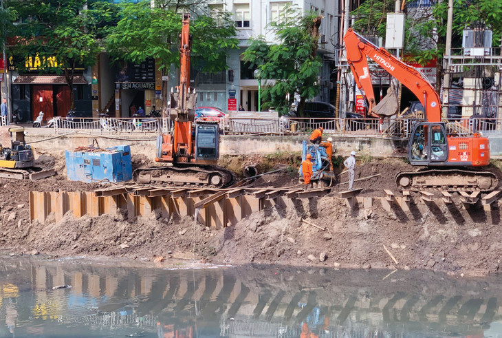 Theo số liệu của Bộ Tài chính, còn khoảng 344 nghìn tỷ đồng cần giải ngân trong thời gian còn lại của kế hoạch đầu tư công năm 2023. Ảnh: Nhã Chi Theo số liệu của Bộ Tài chính, còn khoảng 344 nghìn tỷ đồng cần giải ngân trong thời gian còn lại của kế hoạch đầu tư công năm 2023. Ảnh: Nhã Chi