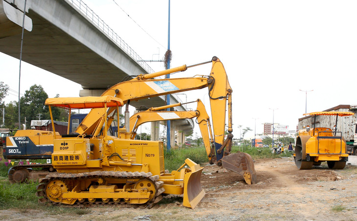 Căn cứ quy mô, tính chất của gói thầu, chủ đầu tư, bên mời thầu cần đưa ra yêu cầu về thiết bị thi công chủ yếu dự kiến huy động cho phù hợp. Ảnh: Tiên Giang