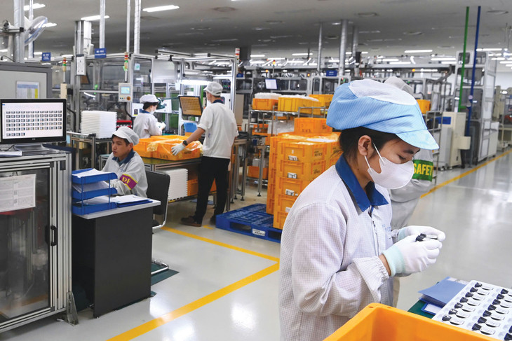 Hoàn thiện thể chế, pháp luật để giải phóng toàn bộ sức sản xuất, khơi thông mọi nguồn lực đầu tư, thúc đẩy đổi mới sáng tạo là yêu cầu cấp thiết được đặt ra từ thực tiễn. Ảnh: Tiến Tuấn