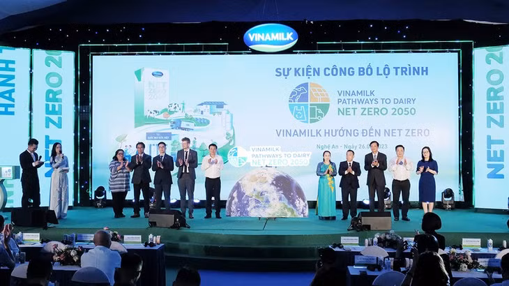 Nhà máy và trang trại đạt trung hòa carbon là những thành tựu đầu tiên trên hành trình Net Zero 2050 của Vinamilk Nhà máy và trang trại đạt trung hòa carbon là những thành tựu đầu tiên trên hành trình Net Zero 2050 của Vinamilk