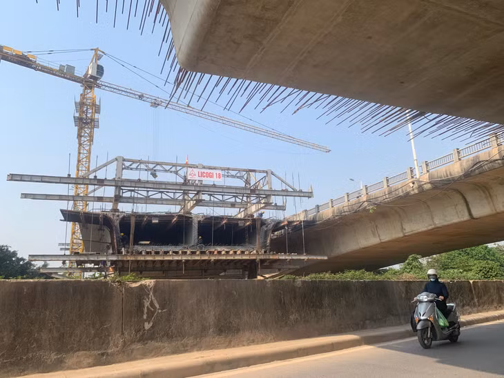 Hoàn thiện hệ thống kết cấu hạ tầng chiến lược đồng bộ, nhất là hạ tầng giao thông là một trong những nhiệm vụ, giải pháp cần ưu tiên thực hiện trong năm 2023. Ảnh: Tiên Giang