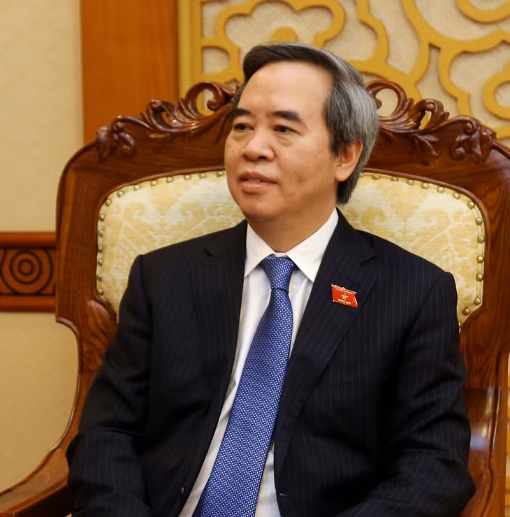 Đồng chí Nguyễn Văn Bình, Ủy viên Bộ Chính trị, Bí thư Trung ương Đảng, Trưởng Ban Kinh tế Trung ương trả lời phỏng vấn