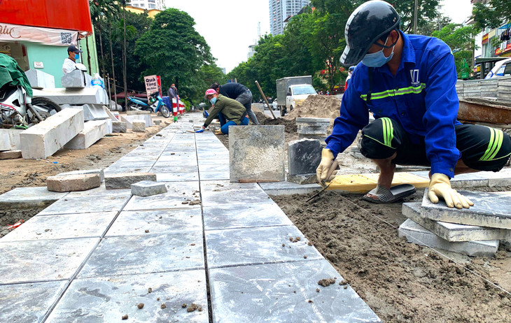 Trong quý I/2024, Bộ Xây dựng dự kiến ban hành bổ sung 318 mã định mức, Bộ Giao thông vận tải sẽ ban hành mới và điều chỉnh bổ sung 547 định mức dự toán công trình theo thẩm quyền. Ảnh: Nhã Chi