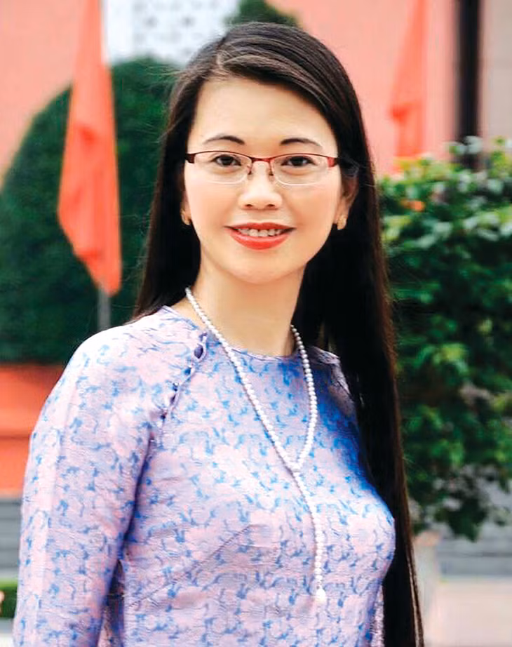 PGS.TS. Lưu Bích Ngọc
