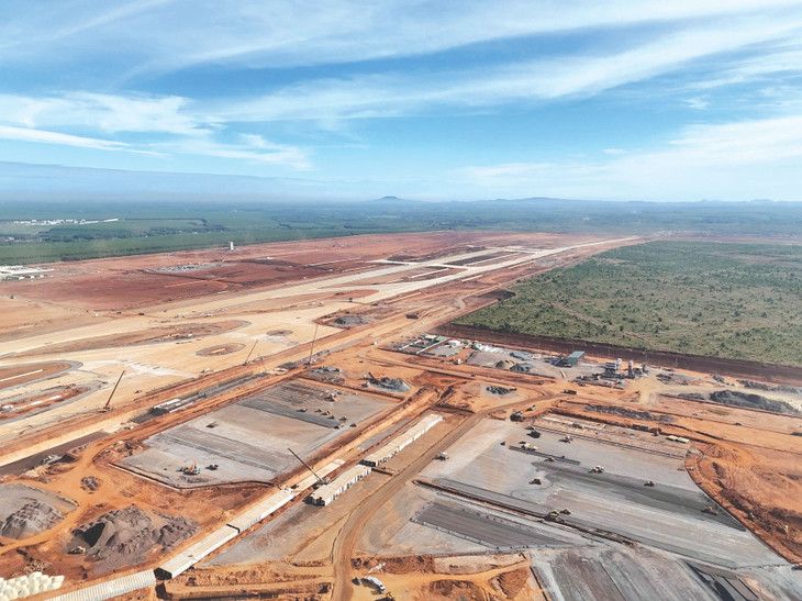 Tính đến hết tháng 1/2025, Dự án thành phần 3 Cảng hàng không quốc tế Long Thành giải ngân được 20.344 tỷ đồng, đạt 27,42 % tổng giá trị hợp đồng. Ảnh: An Lê